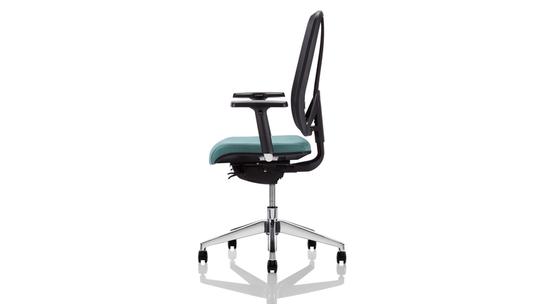 United Chair - Radiance - Radiance / RA13-E3-MRD-HU04-SYN-CP-APC-HDW-C3D8 / Management Chair